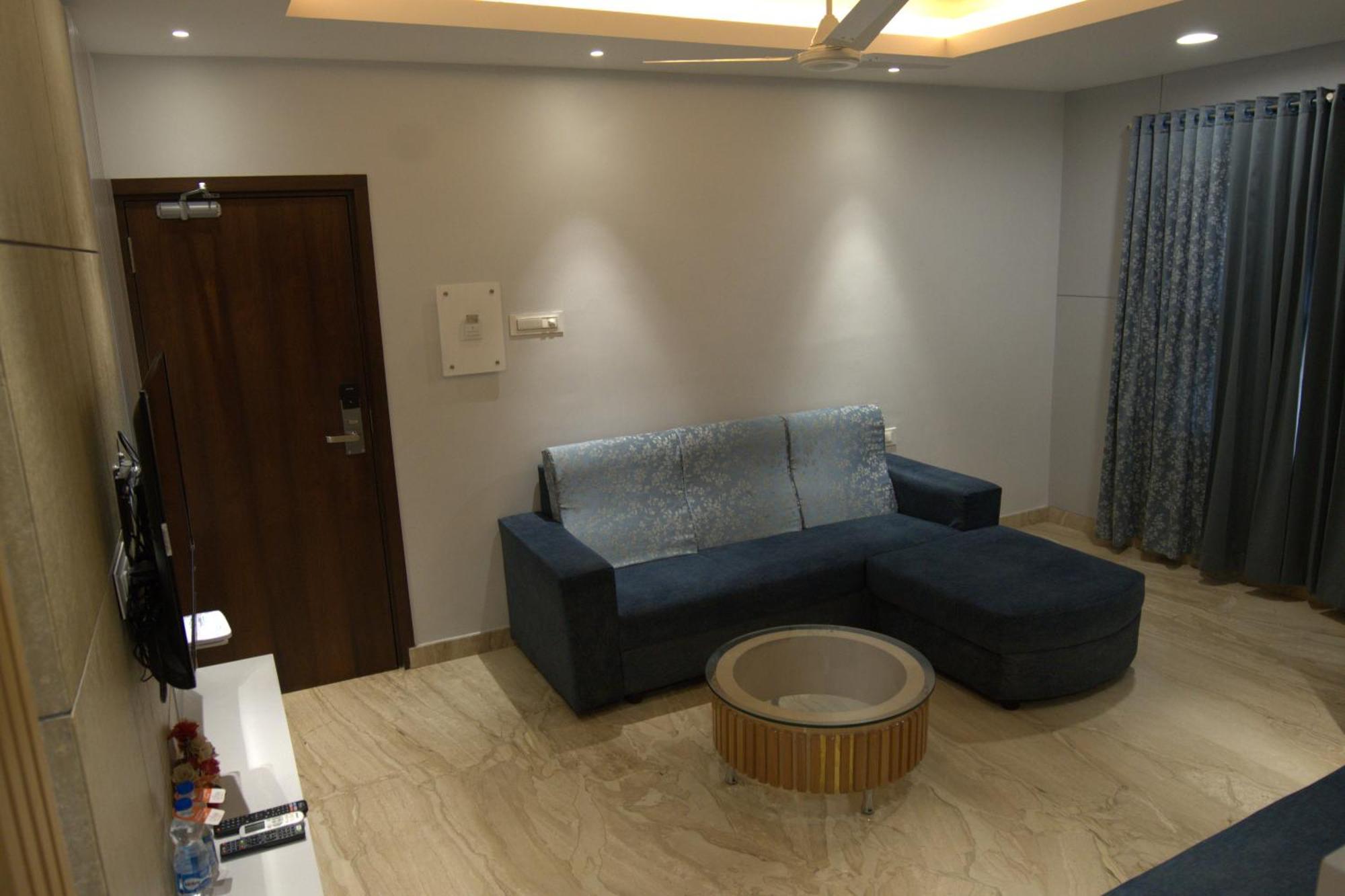 Chola Serviced Apartment Tiruchirappalli Eksteriør billede
