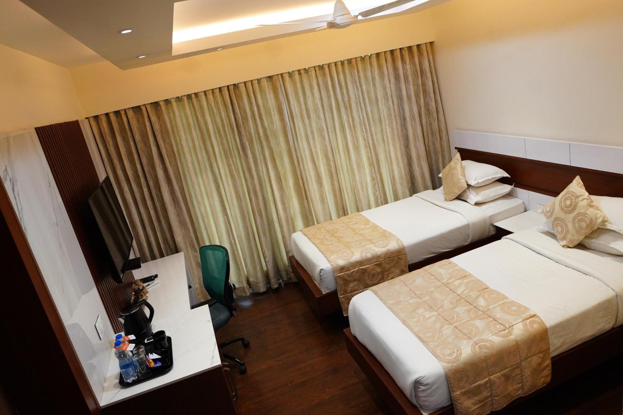 Chola Serviced Apartment Tiruchirappalli Eksteriør billede